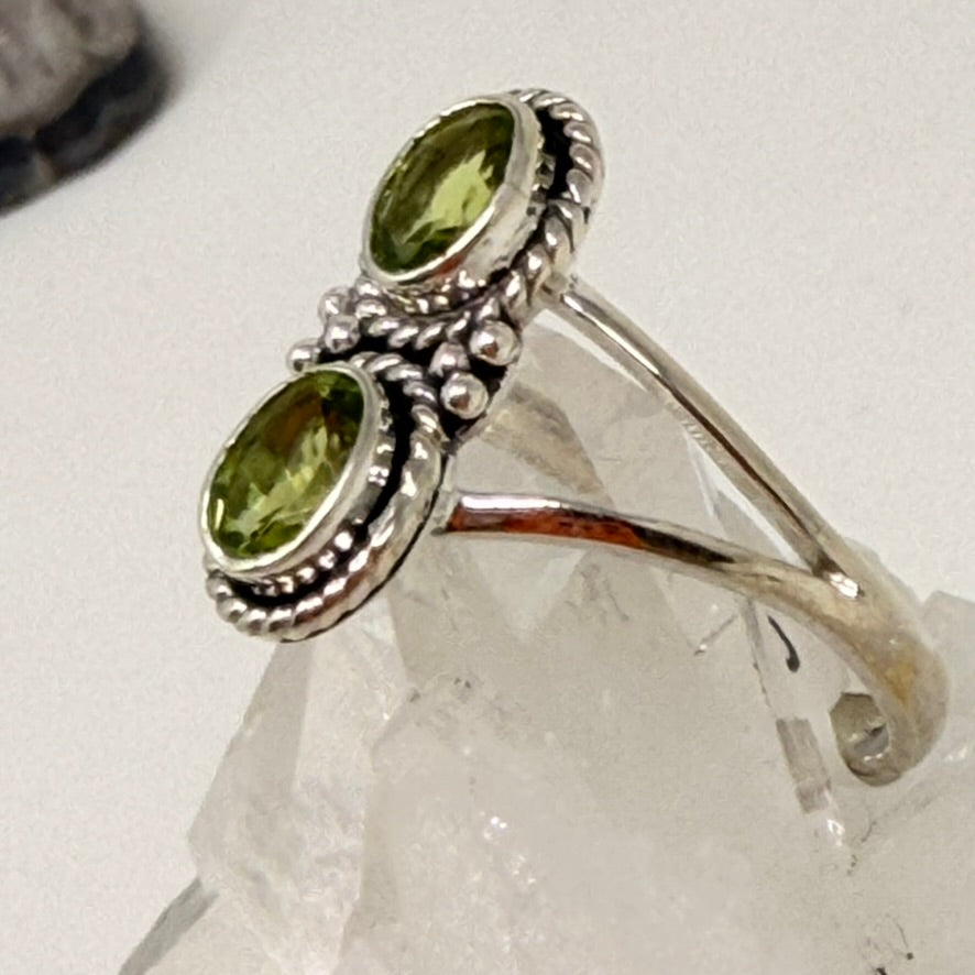 Ring - Peridot - Size 13