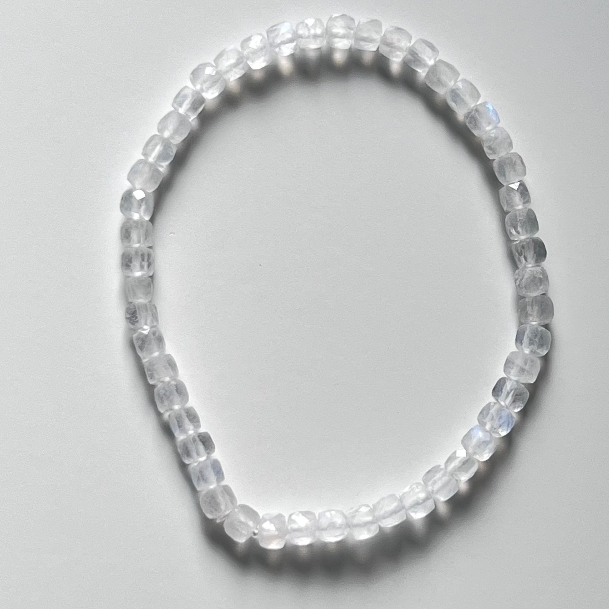 Bracelet - Moonstone (faceted) 4mm