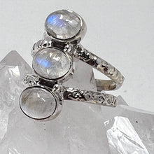 Load image into Gallery viewer, Ring - Rainbow Moonstone - Size 8
