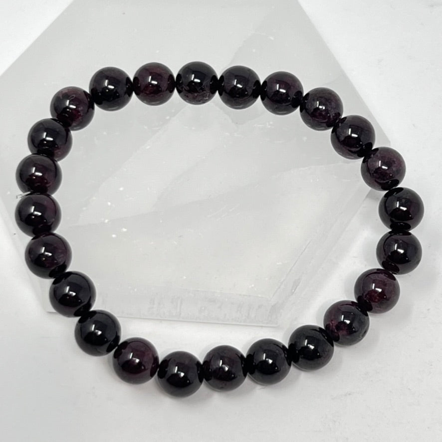 Bracelet - Garnet 8mm