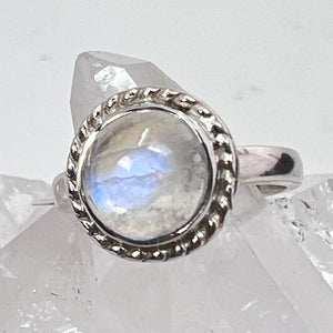 Ring - Rainbow Moonstone - Size 6