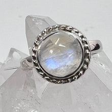 Load image into Gallery viewer, Ring - Rainbow Moonstone - Size 6
