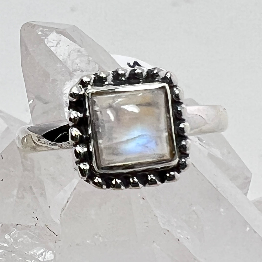 Ring - Rainbow Moonstone Size 7