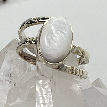 Load image into Gallery viewer, Ring - Scolecite - Size 8
