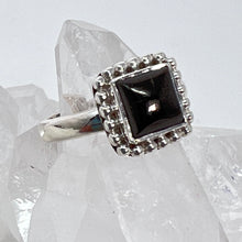 Load image into Gallery viewer, Ring - Shungite - Size 5
