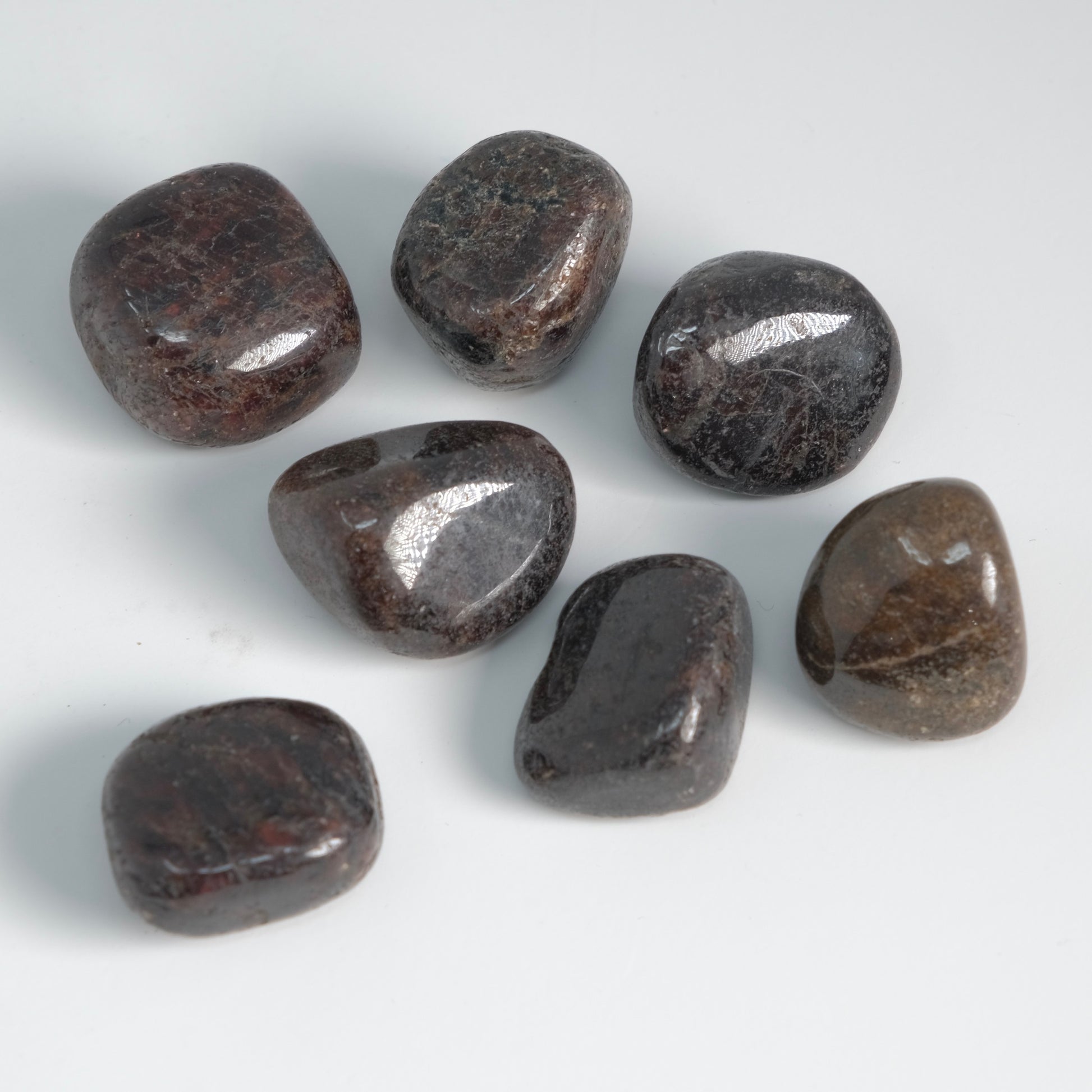 Garnet - Tumbled (2 Sizes)