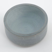 Load image into Gallery viewer, Soapstone Gecko Bowl
