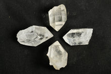 Load image into Gallery viewer, Clear Quartz Natural Points $2

