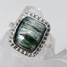 Load image into Gallery viewer, Ring - Seraphinite Size 6
