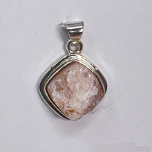 Load image into Gallery viewer, Pendant - Morganite
