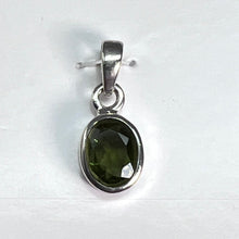 Load image into Gallery viewer, Pendant - Moldavite
