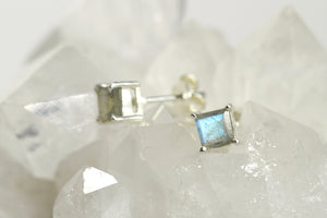 0.5cm square