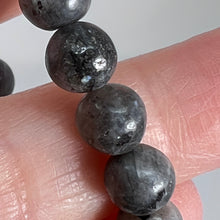 Load image into Gallery viewer, Bracelet - Labradorite 6mm
