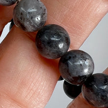 Load image into Gallery viewer, Bracelet - Labradorite 8mm
