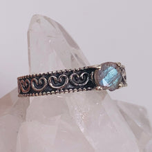 Load image into Gallery viewer, Ring - Labradorite - Size 7 &amp; 8
