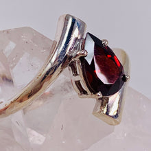 Load image into Gallery viewer, Ring - Garnet - Size 8
