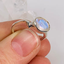 Load image into Gallery viewer, Ring - Rainbow Moonstone Size 7
