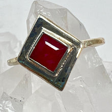 Load image into Gallery viewer, Ring - Ruby Size 5
