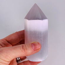 Load image into Gallery viewer, Selenite Generator Point 4&quot;
