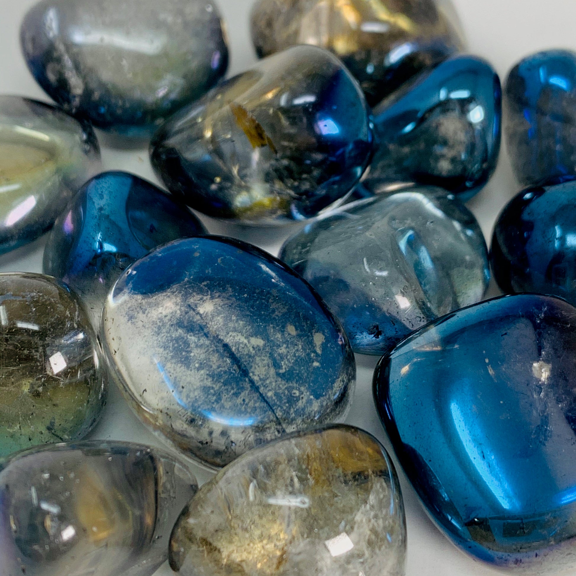Aura Quartz (Blue) - Tumbled