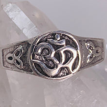 Load image into Gallery viewer, Ring - Om Size 8
