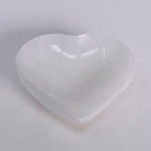 Load image into Gallery viewer, Selenite Heart Bowl
