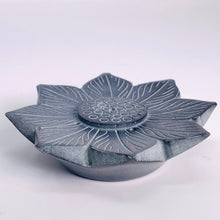 Load image into Gallery viewer, Water Lily Incense Holder
