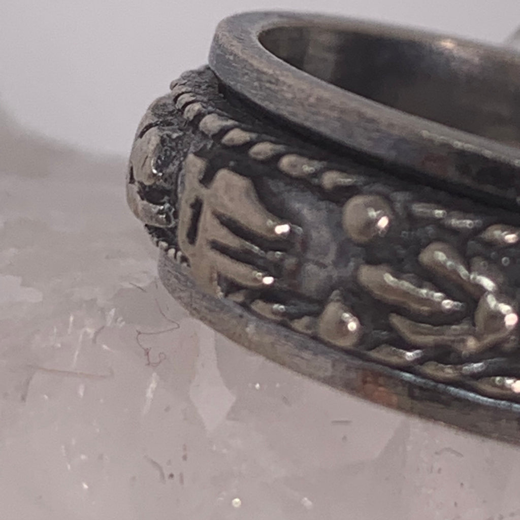 Ring - Om Mani Padme Hum (Spinner) - Size 7