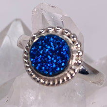 Load image into Gallery viewer, Ring - Titanium coated Druzy - Size 6
