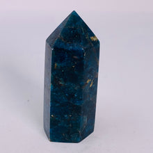 Load image into Gallery viewer, Apatite - Tower (Options)
