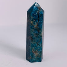 Load image into Gallery viewer, Apatite - Tower (Options)
