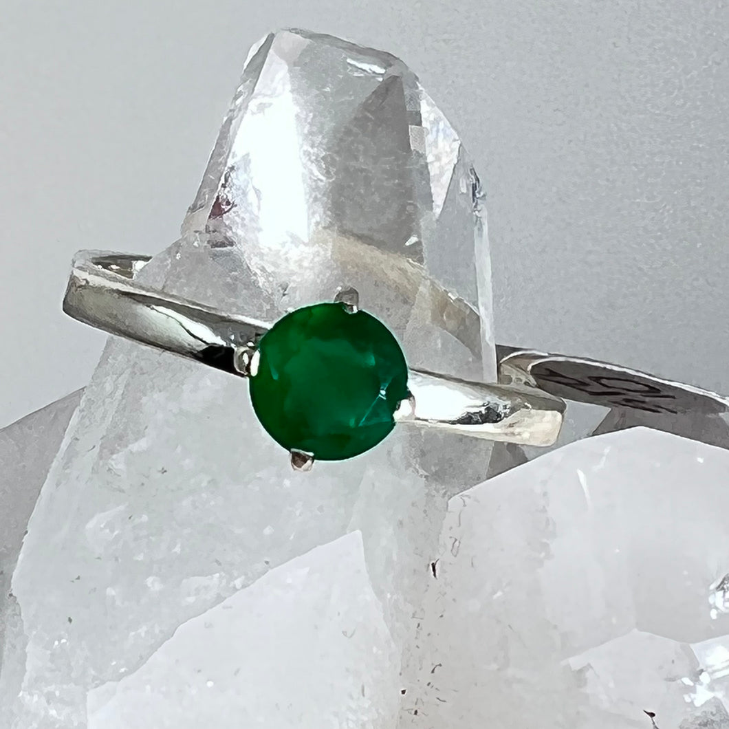 Ring - Emerald - Size 10