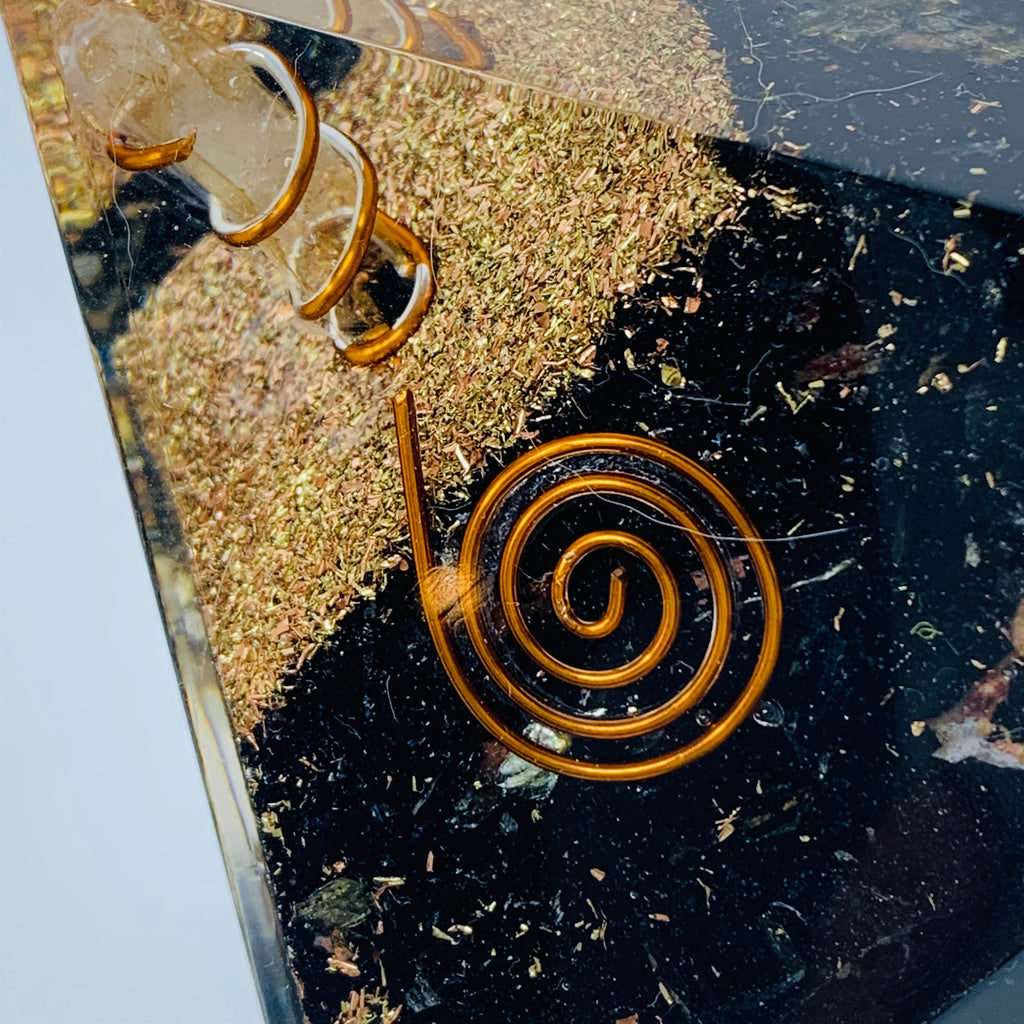 Orgone Pyramid (6 Options)