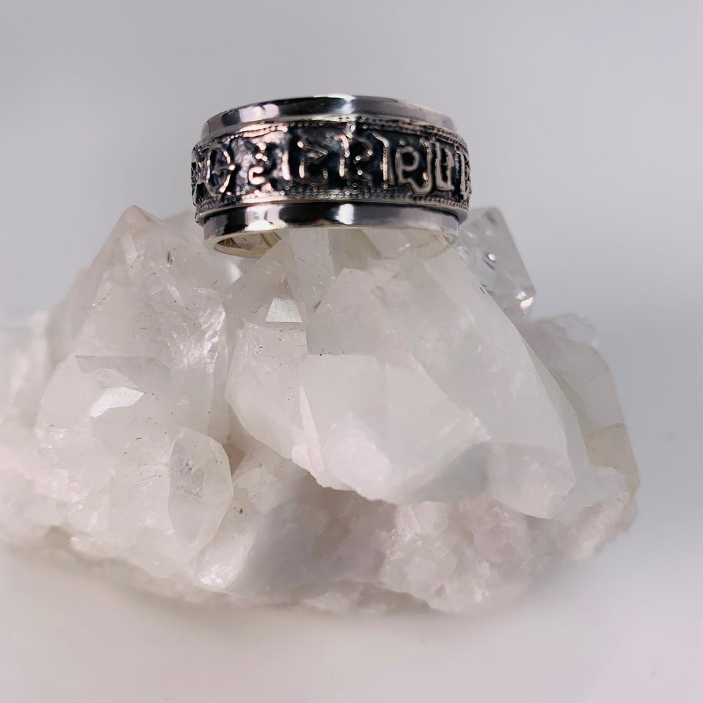 Ring - Om Mani Padme Hum (Spinner) - Size 7