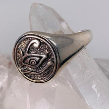 Load image into Gallery viewer, Ring - Eye of Horus (Various sizes)
