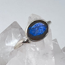 Load image into Gallery viewer, Ring - Labradorite Size 6
